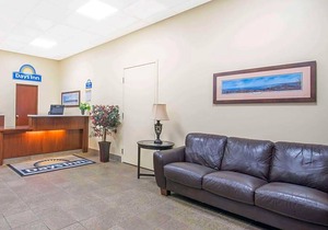 2-Star Hotel ∙ Days Inn by Wyndham Duluth Lakewalk