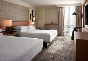 4-Star Hotel ∙ Sheraton Parkway Toronto North Hotel & Suites