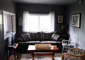 Algonquin Park Area Waterview Cottage - Madawaska, Ontario, Canada.