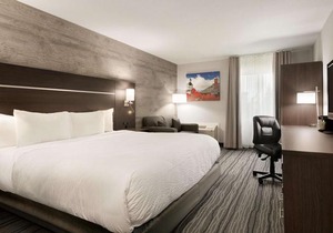 Days Inn by Wyndham Kingston