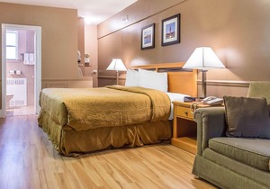 Econo Lodge Downtown Ottawa