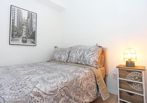 Gorgeous 2 Bedroom in Central Downtown