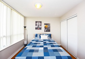 Luxurious 2BR & 2BTH in Mississauga Downtown in Mississauga