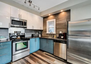 Modern / Renovated 1BR near Downtown Ottawa!