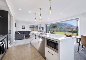 Paradise Found - Lake Hawea Holiday Home