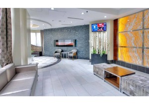Spacious 2BR & 1BTH - Mississauga Downtown