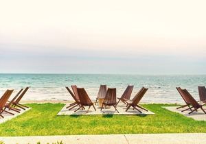 Suite 211: Beautiful 3-Bedroom Beachfront Townhouse