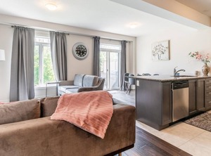Globalstay Townhome Min The Beach | Stoney Creek