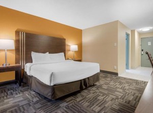 Quality Inn Conference Centre | Orillia
