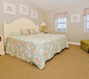 T Retreat Devil Hills 