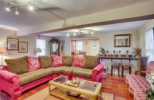 Golden Valley House | 102 m² House ∙ 3 bedrooms ∙ 5 guests