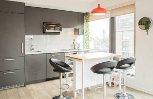 St. Lawrence Apartment | 2 Bedroom Downtown Flat