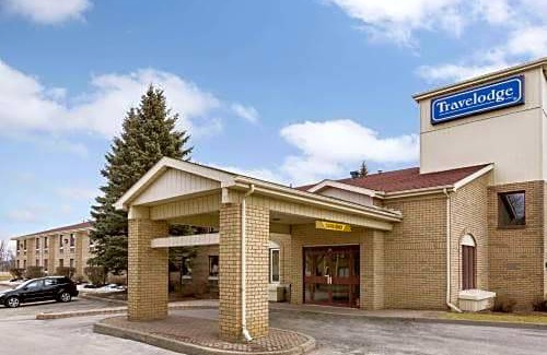 Brockville Hotel | 2-Star Hotel ∙ Travelodge by Wyndham Brockville