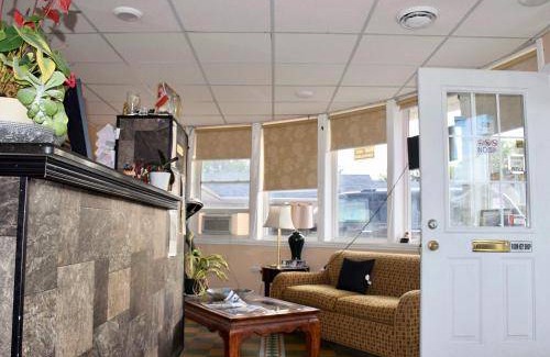 Chatham-Kent Hotel | 25 m² Motel ∙ 4 guests