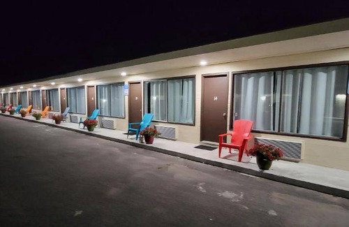 Algoma District Hotel | 26 m² Motel ∙ 6 guests