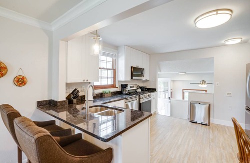 Richfield House | 264 m² House ∙ 5 bedrooms ∙ 12 guests