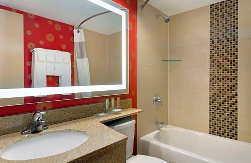 Markham Hotel | 3-Star Hotel ∙ Park Inn by Radisson Toronto-Markham