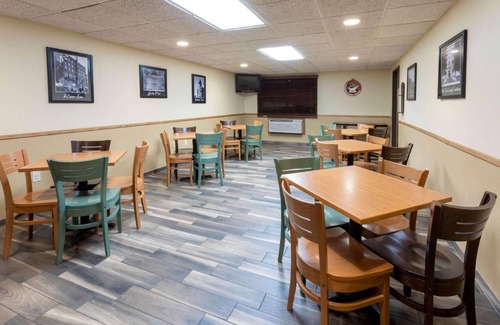Fergus Falls Hotel | 49 m² Hotel ∙ 127 guests