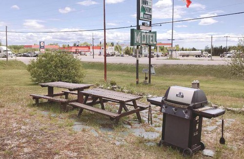Nipigon Hotel | 51 m² Motel ∙ 6 guests