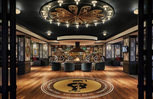 Dinkytown Hotel | 71 m² Hotel ∙ 127 guests