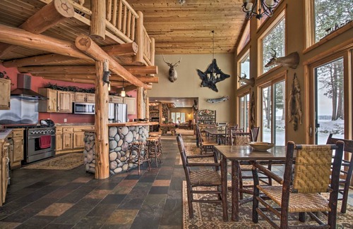 Emily House | 901 m² House ∙ 8 bedrooms ∙ 20 guests