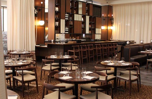 Downtown Minneapolis Hotel | 91 m² Hotel ∙ 127 guests
