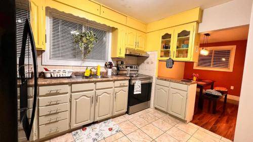 South Central Apartment | 93 m² Apartment ∙ 2 guests