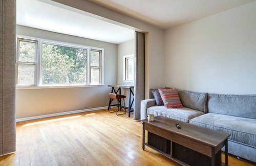 Merriam Park House | 99 m² House ∙ 2 bedrooms ∙ 4 guests