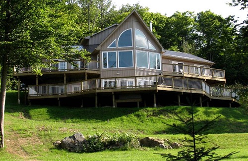Arden Other | Accommodation ∙ 1 bedroom ∙ 12 guests