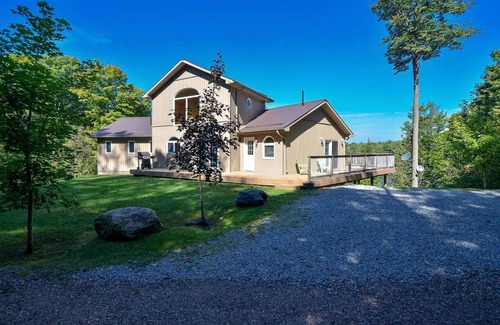 Arden Other | Accommodation ∙ 1 bedroom ∙ 12 guests