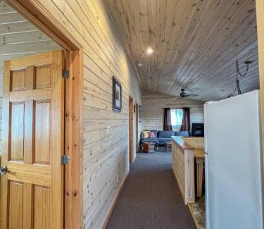 Magnetawan Cabin | Ahmic Lake Resorts Black Bear Cottage