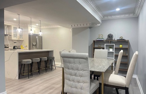 Markham Apartment | Angus Glen 3 kings bed 2 full baths Markham
