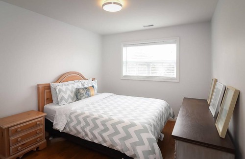 Burlington Apartment | Apartment ∙ 2 bedrooms ∙ 4 guests