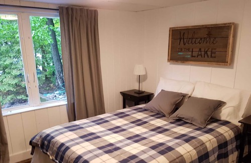 Bracebridge House | Beachy Keen - Wood Lake