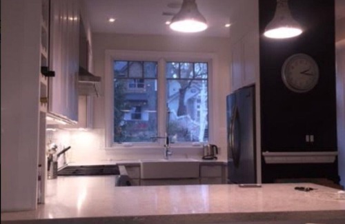 The Beaches House | Beautiful Home in the Heart of the Beaches