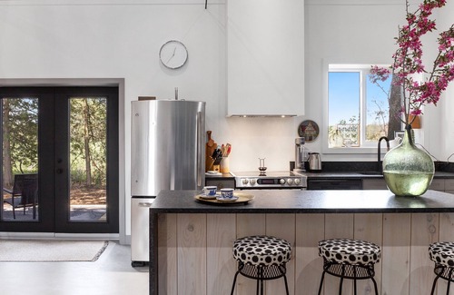 Brighton House | Boutique Gateway by Prince Edward County