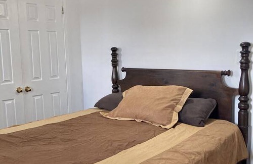 Village at York University Resort | Private room ∙ 1 guest