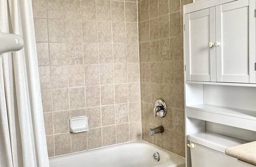 Village at York University Resort | Private room ∙ 1 guest