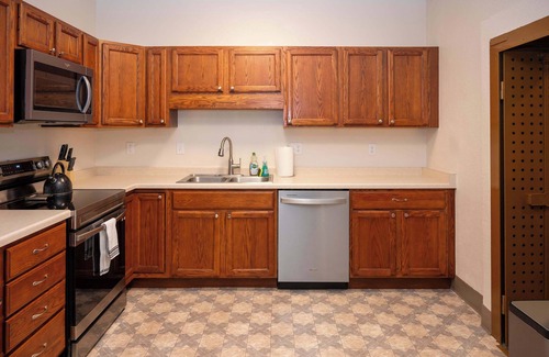 Downtown Apartment | City Hall Vault Summa