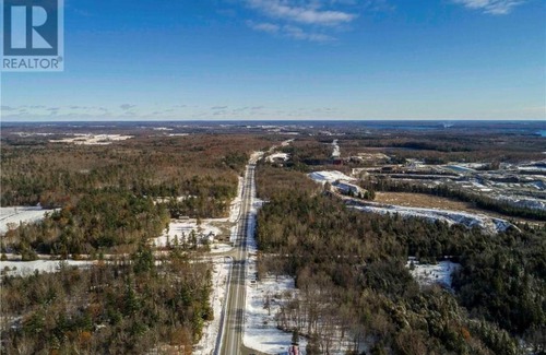 Madoc Hotel | Colonial Inn Motel