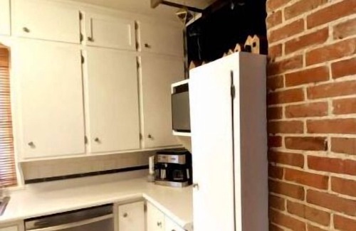 Rochester House | Comfortare Cottage - 6 Blocks to Mayo Clinic!