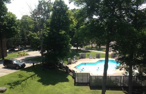 Huntsville Condo | Deerhurst - Private 3 bedroom condo
