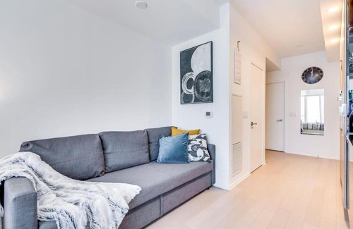 Financial District House | Downtown Toronto Gem