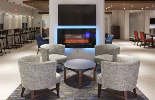 Roseville House | Enjoy Well-Furnished Retreat! Free Breakfast!