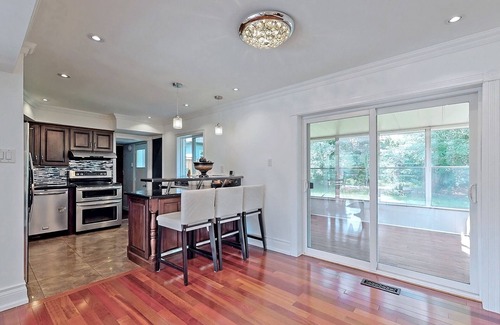 Toronto House | Entire unshared cozy house for your entire family