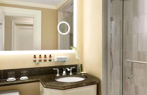 Byward Market - Parliament Hill Hotel | Fairmont Chateau Laurier