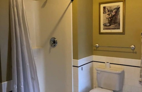 Tofte Hotel | GH9 · #9 Grant House-The Douglass State Room