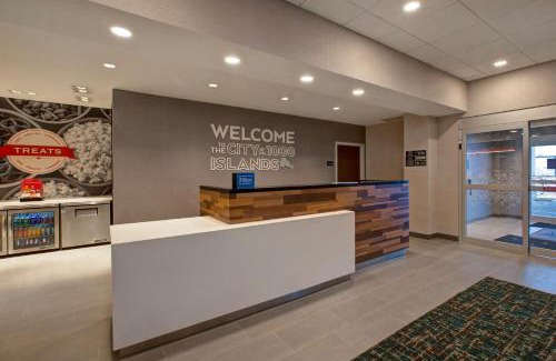 Brockville Hotel | Hampton Inn Brockville, On