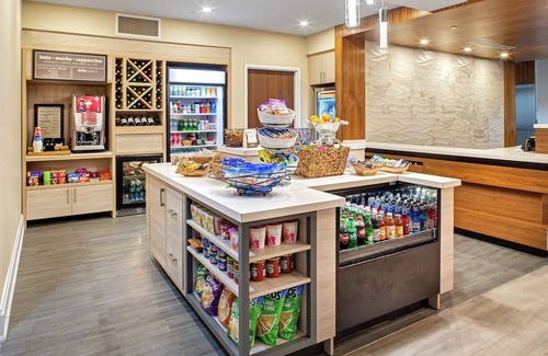 Clearview Hotel | Hilton Garden Inn Toronto/Oakville