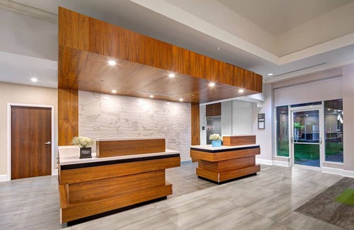 Clearview Hotel | Hilton Garden Inn Toronto/Oakville